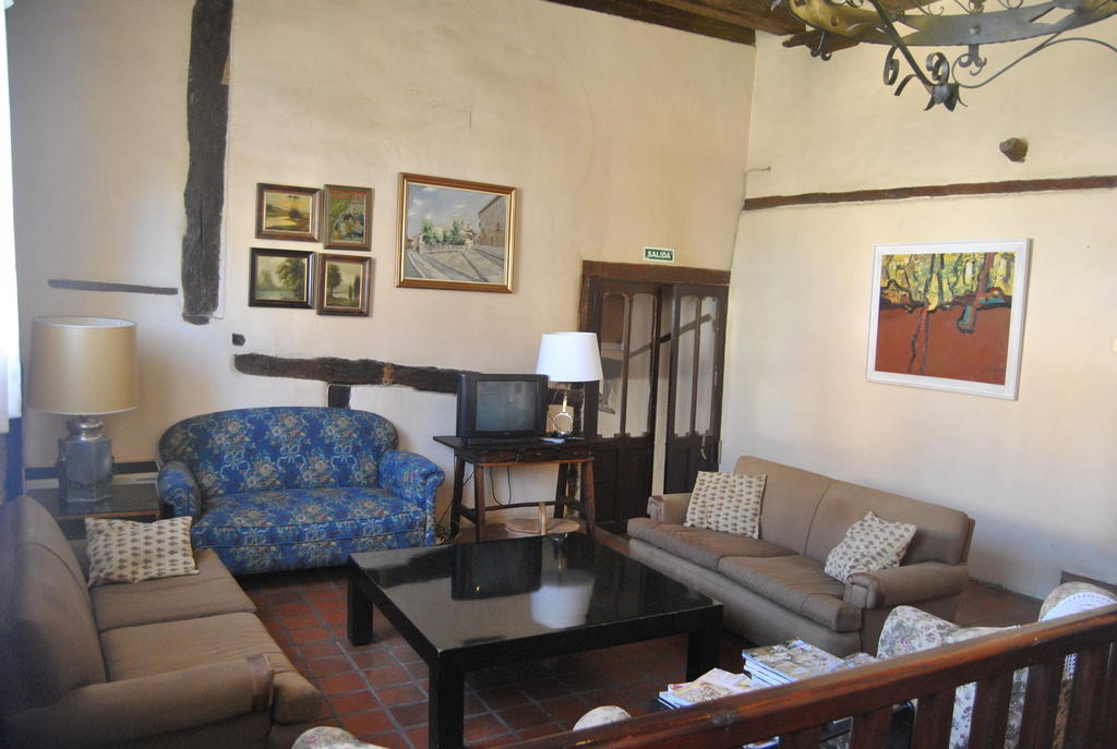 El Meson De Castrojeriz Hotel Екстериор снимка